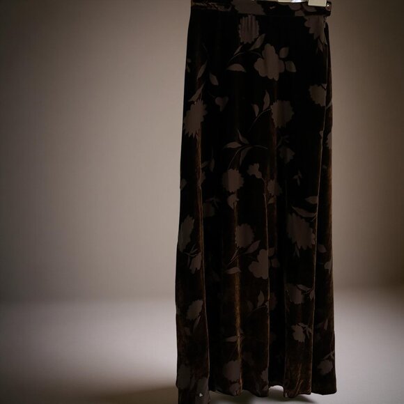 Jones New York Deep Chocolate Brown Burnout Velvet Midi Skirt - Sz 2 - Picture 3 of 6